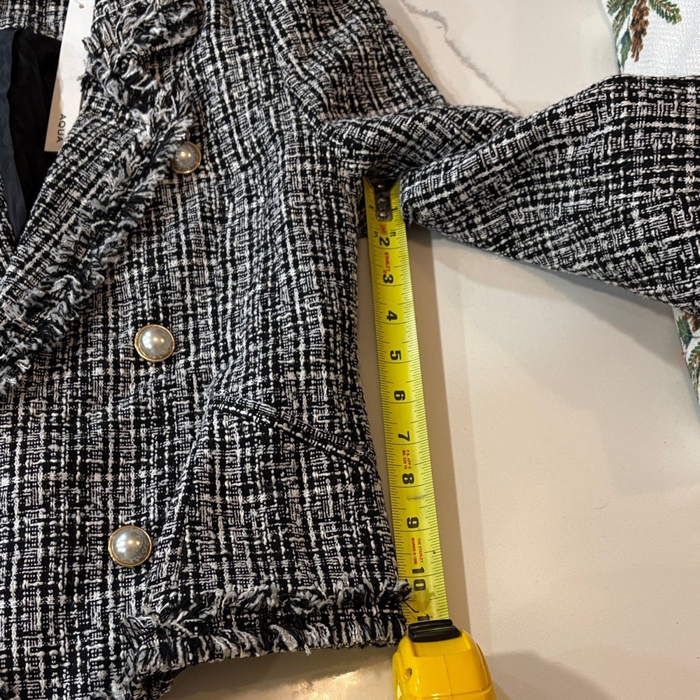 Aqua Black and White Textured Blazer - Picture 3 of 6